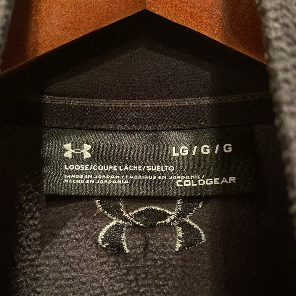 Perfect Condition Under Armour Pullover - image 4